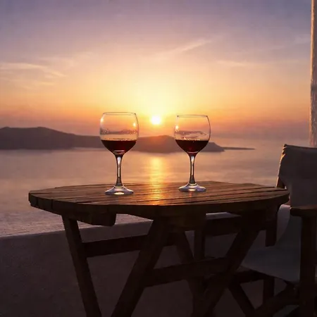 Yposkafo - - Santorini * Тира