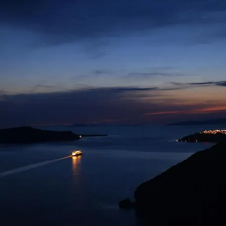 Yposkafo - - Santorini *