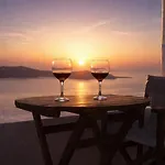 Yposkafo - - Santorini * Fíra