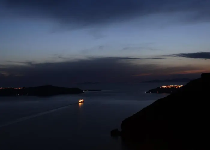 Yposkafo - - Santorini *