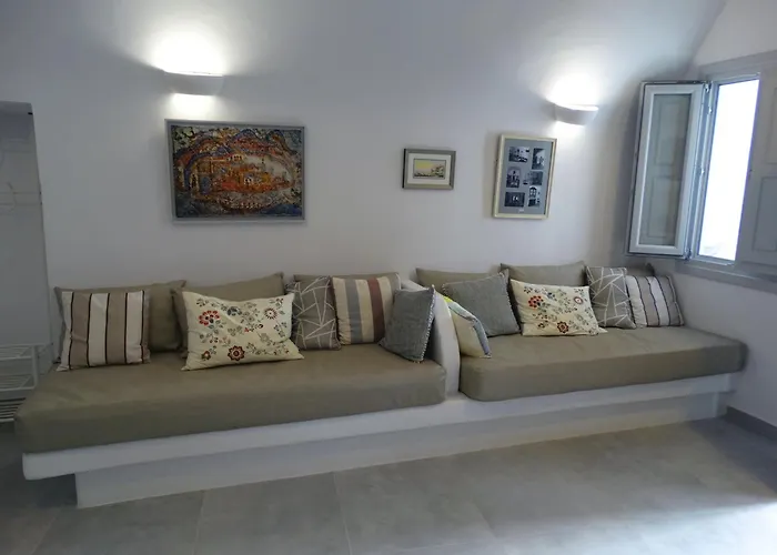 Дом отдыха Yposkafo - - Santorini Тира