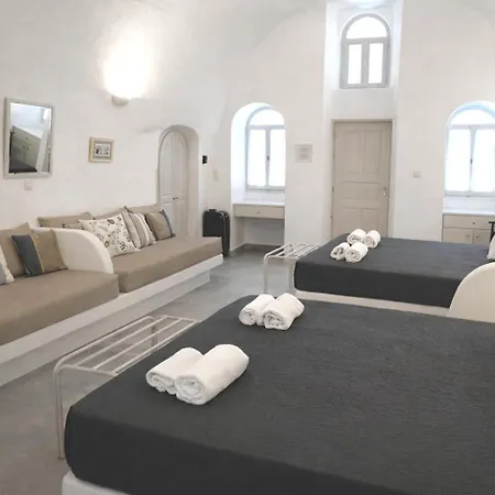 Yposkafo - - Santorini